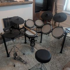Electric Drum Kit: Millenium MPS-850