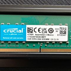 DDR4 4GB CRUCIAL laptop memory