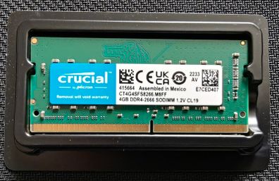 DDR4 4GB CRUCIAL laptop memory
