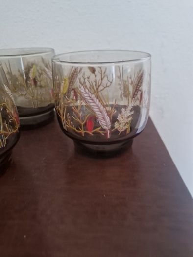 retro glasses