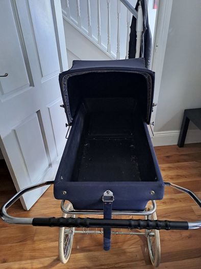 Silvercross Pram