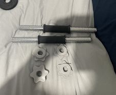 Adjustable dumbbells