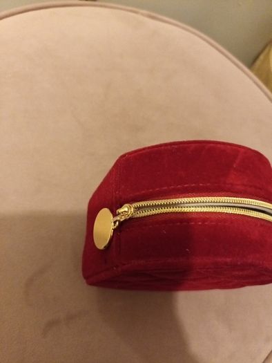 Luxury wine  velvet jewellery box