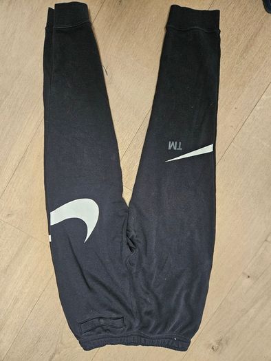 Boys XL Nike tracksuit bottoms