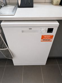 Beko Dishwasher Full Size
