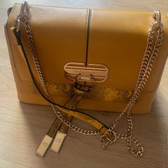 River Island Ladies  handbag.  Size 11x8 ins