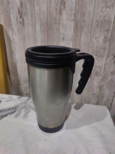 travel mug