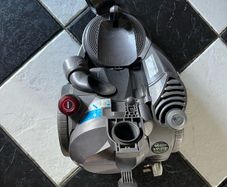 Dyson Hoover for sale ( please read Discription first)