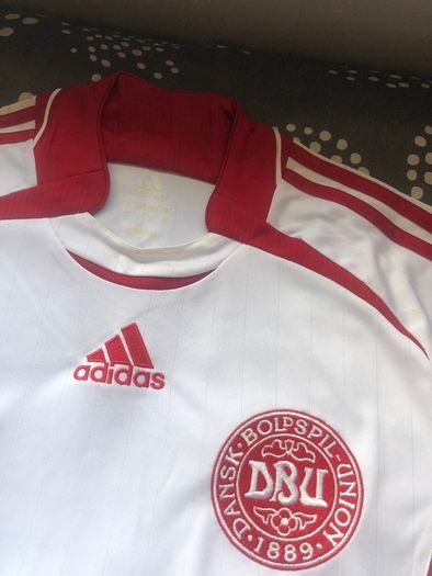 Denmark classic football jersey (New)