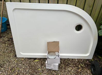 Shower Tray and Glass enclosure