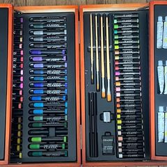 Art Studio Classic - 144 Piece Deluxe Wooden Art Set / Artist Box