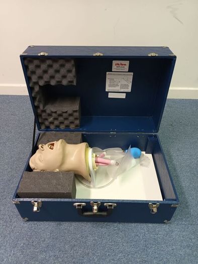 Larry Airway training head.
