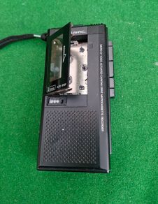 Realistic Micro 27.  Vintage Voice Recorder.