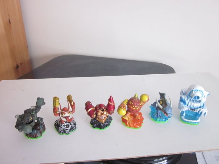 Six Skylanders Spyros Adventure Figures