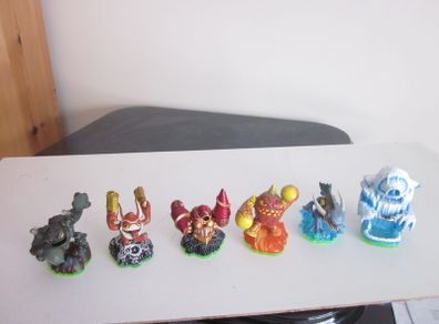 Six Skylanders Spyros Adventure Figures
