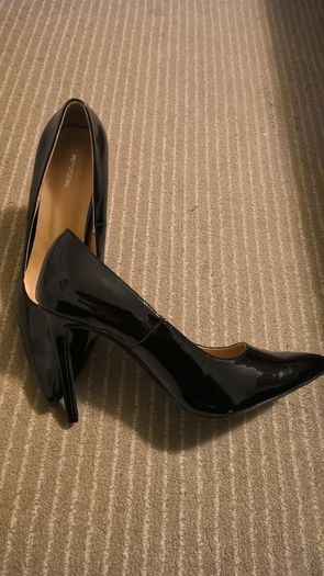 New no tags Pretty Littlething Womens shoes, size 40(7)