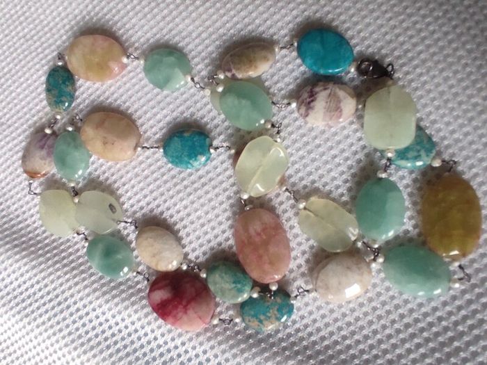 Natural stones necklace
