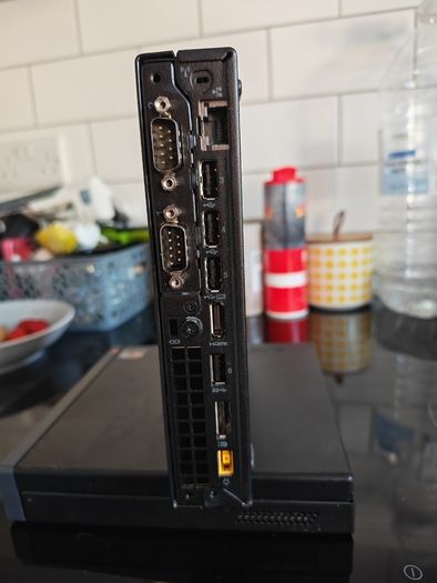 Lenovo usff M75-q1 thinkcetre AMD Ryzen pro ssd