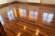Laminate gloss flooring