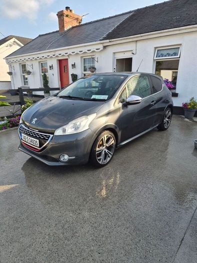 2014 Peugeot 208
