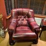 Three Piece Leather  Suite 3+1+1. Image 9