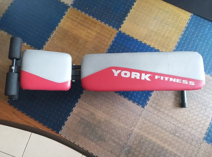 gym bench