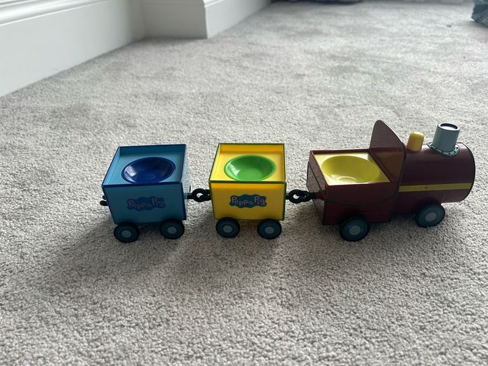 Weebles Peppa Pig Pull Along Train