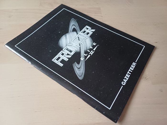 Amiga Frontier Elite 2 Game Manuals & Star Map