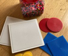 Beads / pegs