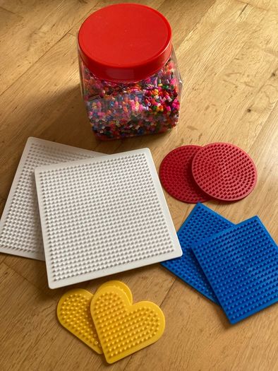 Beads / pegs