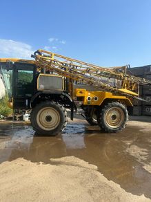 Self-propelled Chafer Sprayer