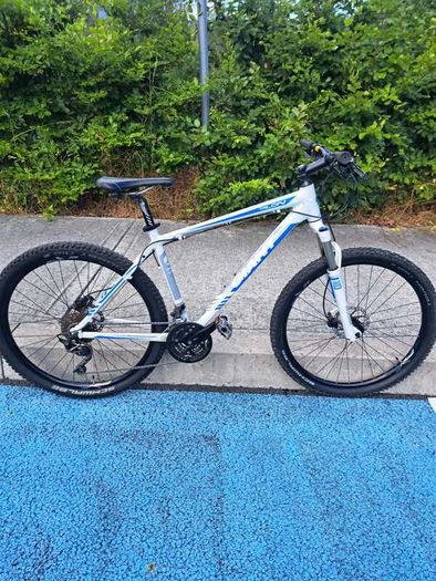 Giant Talon 2 Mountain Bike