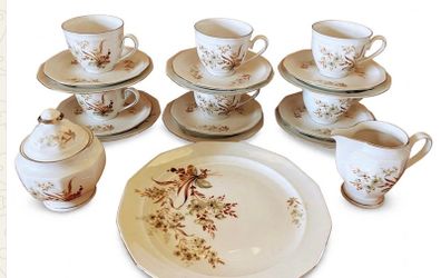 21 piece vintage tea set