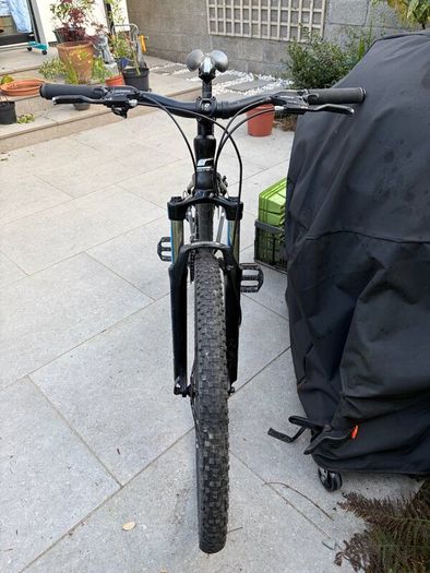 Carrera vengeance mtb style bicycle (S size frame)