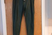 New Look Vegan  Green   PU Leggins.  S.18..  B.N.W.T