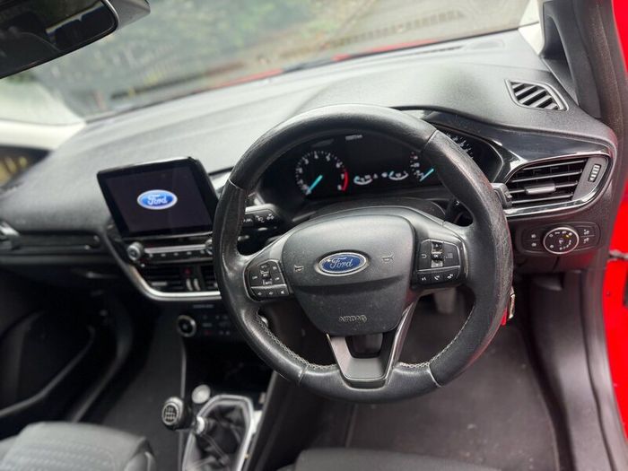 2020 Ford Fiesta titanium