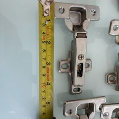 16 Cabinet Hinges