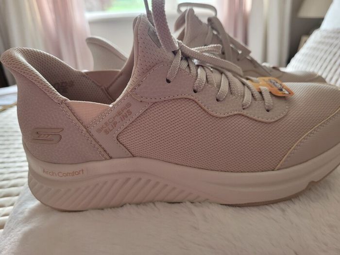 Skechers New 6.5
