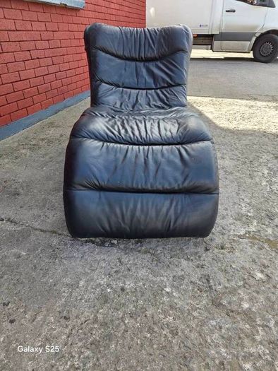 leather gaming lounge chair