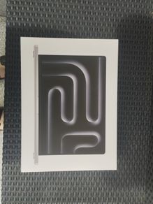 MacBook Pro box