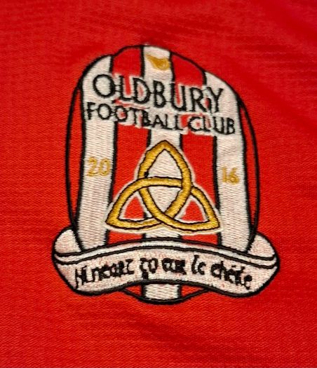 Oldbury Football Club Official Puma Football Jersey (Adult Medium) FREE POST