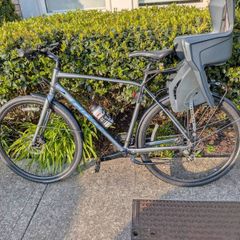 Giant Escape bike - excellent condition