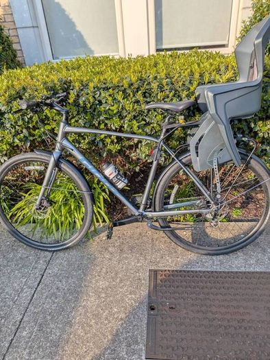 Giant Escape bike - excellent condition