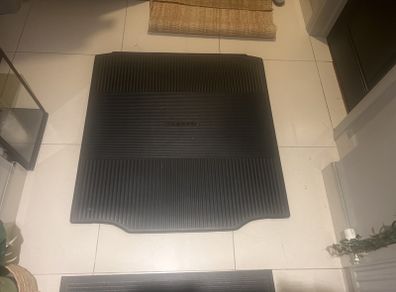Skoda Superb boot mat