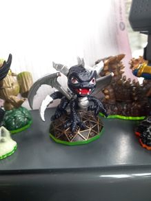 Skylanders Spyros Adventure Dark Spyro Special Figure  2011 Giants Choice Wii U 3DS PS3 PS4 Xbox 360 Xbox One Figures Postage Available kids play gift presents