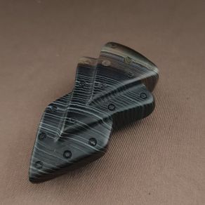 Vintage Natural Pattern Eyes Agate Arrow Shape Pendant Amulet