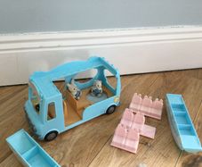 Sylvanian Families school bus