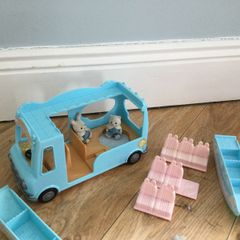 Sylvanian Families school bus
