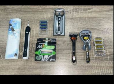 Gillette Mach 3 & Fusion Razors & Blades
