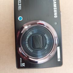 Samsung 12.2 Megapixels Digital Camera, in excellent cosmetic condition, but no Battery or memory card